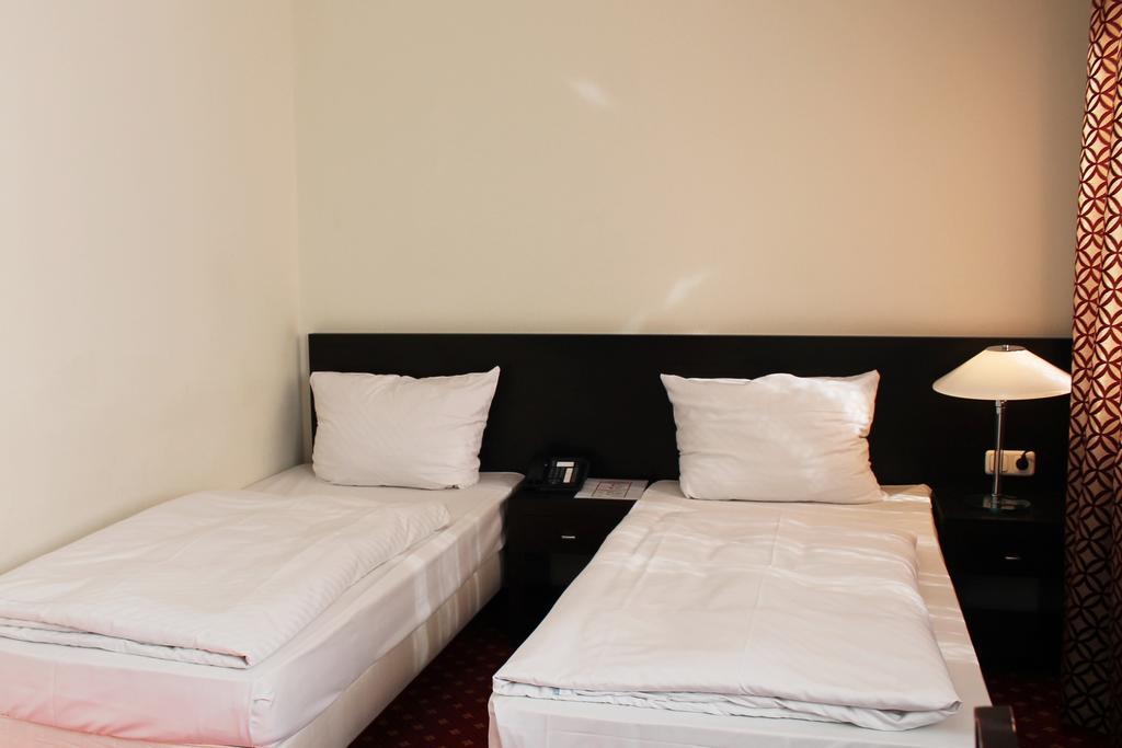 Aariana Hotel Offenbach am Main Kültér fotó