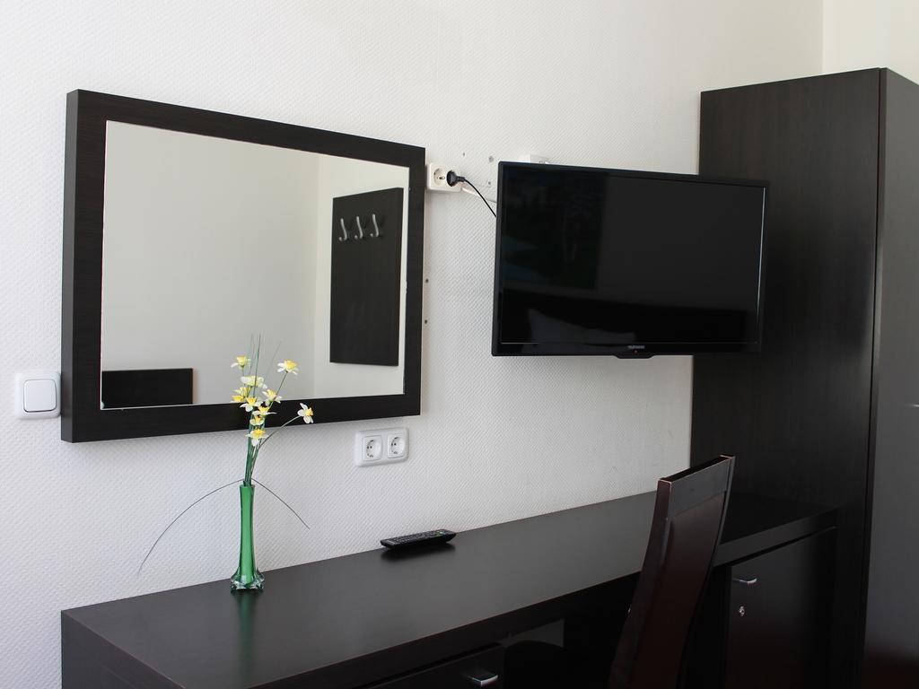 Aariana Hotel Offenbach am Main Kültér fotó